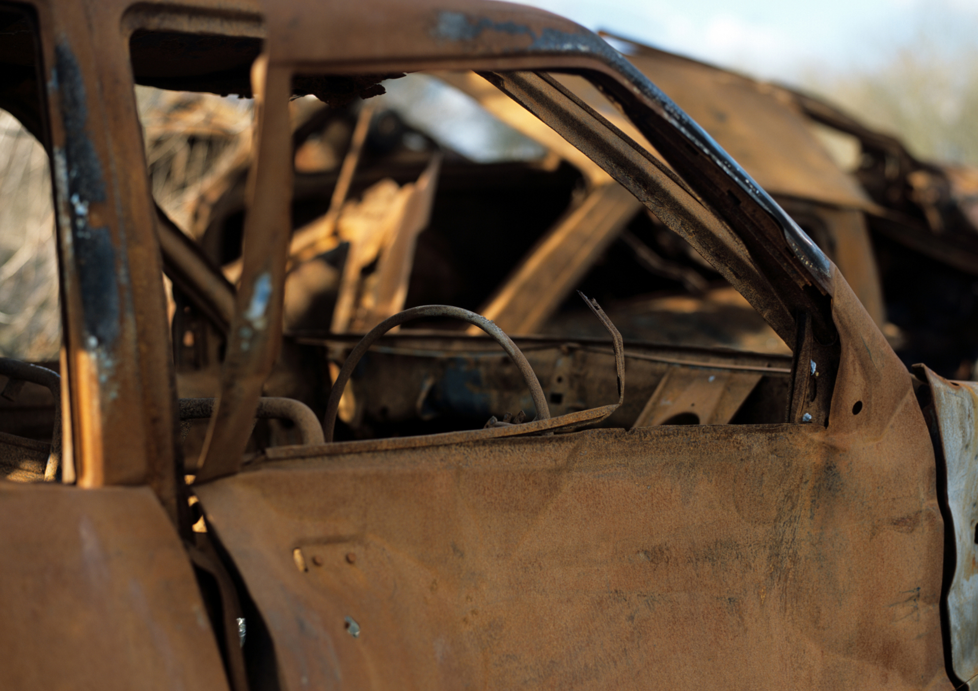 What to Know Before Choosing Scrap Cars Near Me for Your Old Vehicle